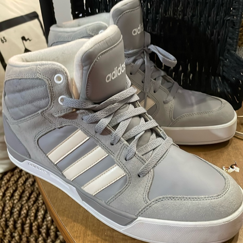 Nike Neo sneakers